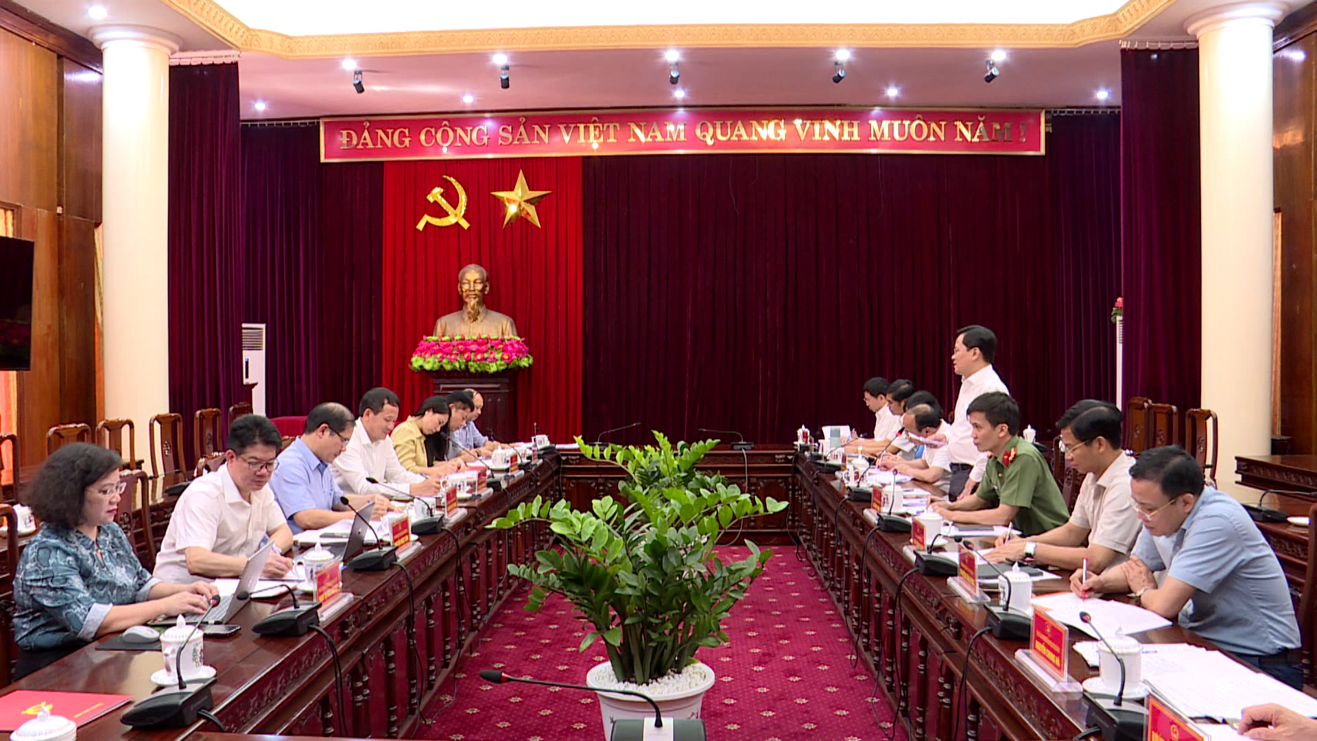 TIEU_BAN_BAO_VE_CHINH_TRI_NOI_BO_TRUNG_UONG_LAM_VIEC_TAI_BAC_NINH(2).png