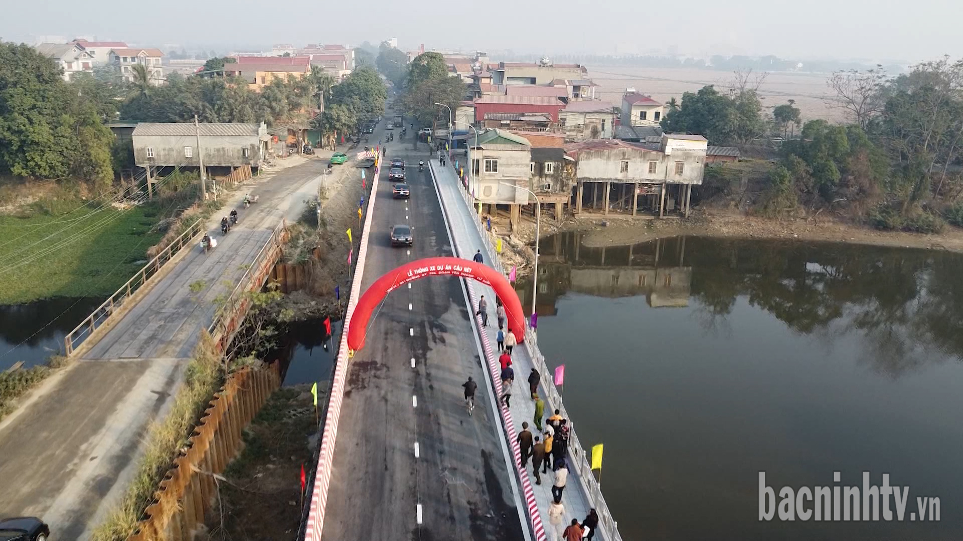 Toàn cảnh Cầu nét ngày thông xe kỹ thuật