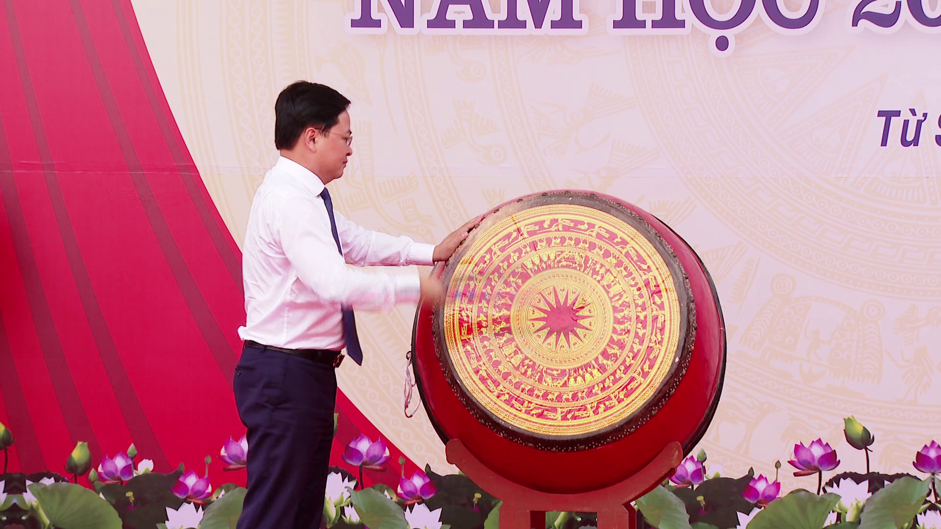 Bi_thu_khai_giang_Ly_thai_To(2)