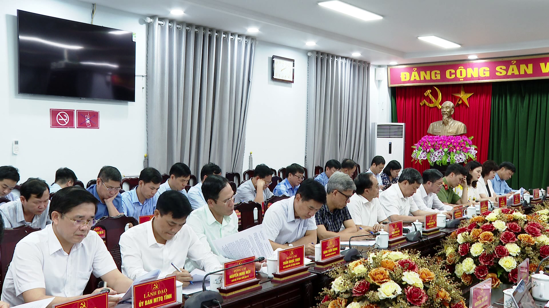 THUONG_TRUC_TINH_LAM_VIEC_VOI_THI_XA_THUAN_THANH(1).png