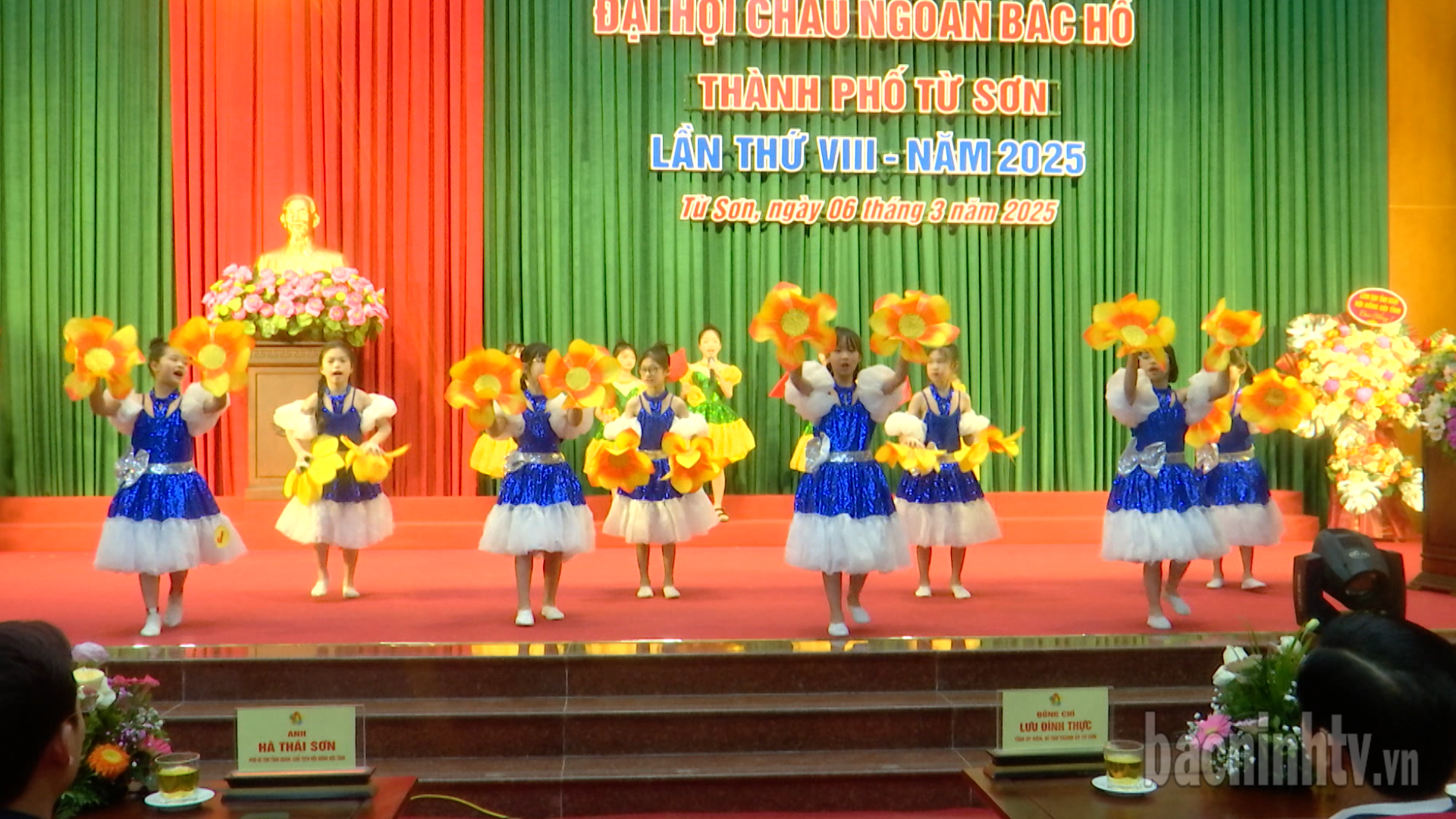 thieu_nhi_mua_hat_tai_DH