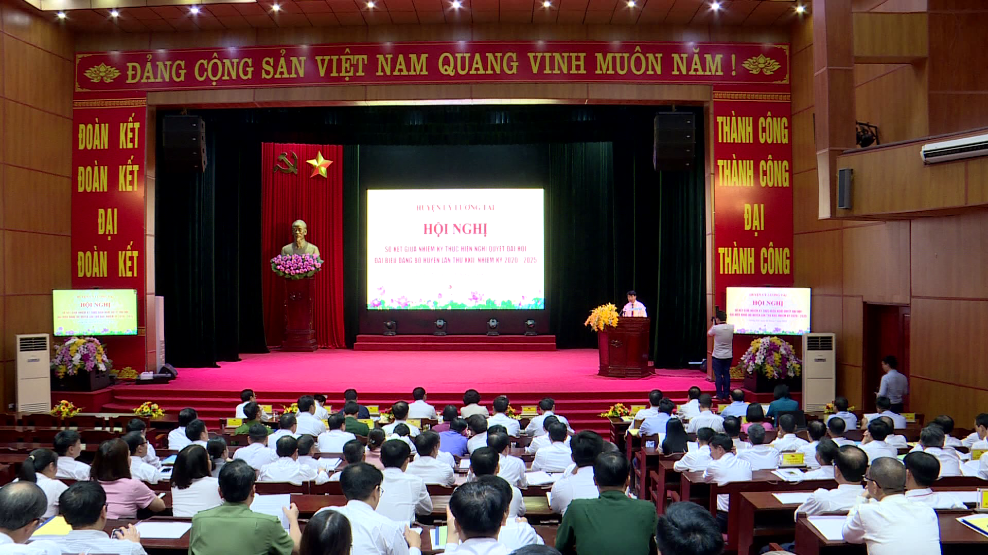 dang_bo_huyen_luong_tai_so_ket_giua_nhiem_ky(1)