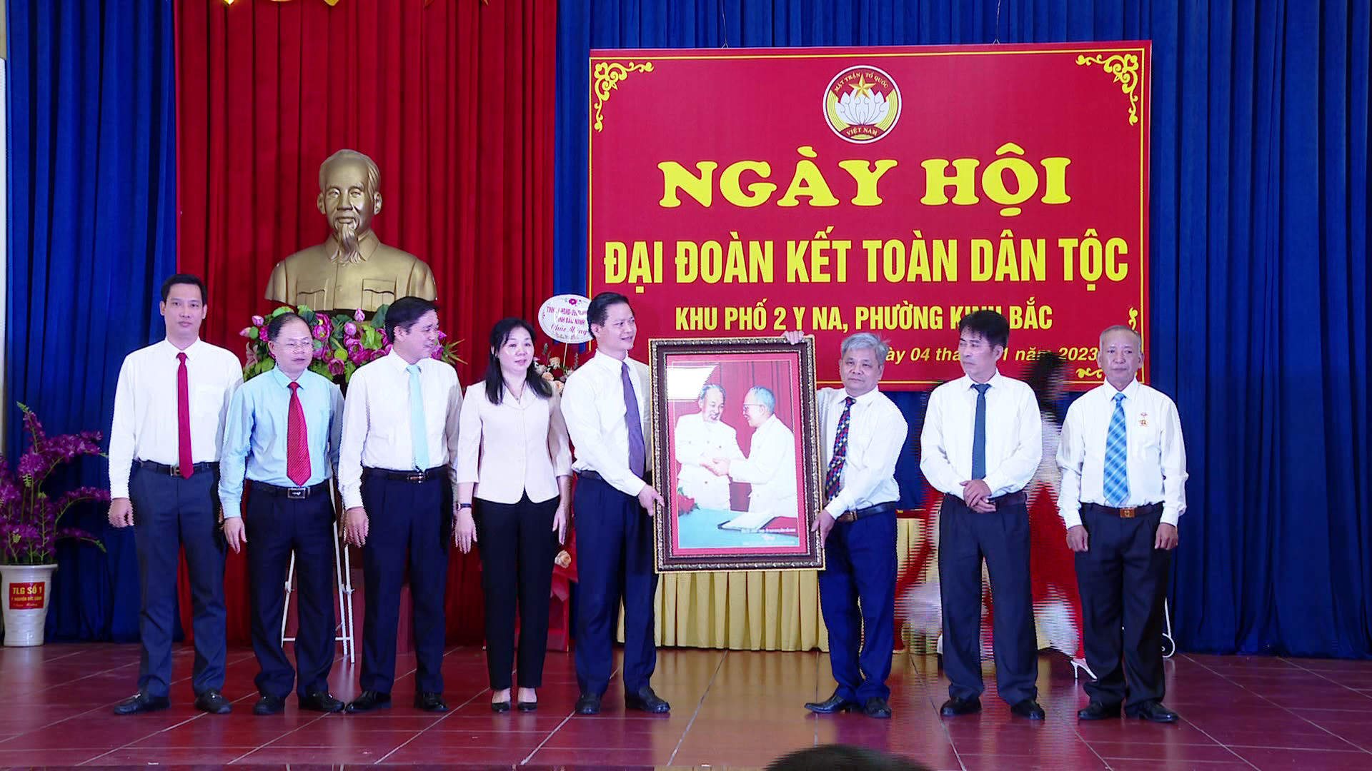 Dc_Tuan_du_ngay_hoi_DDK_tai_Y_na(7)