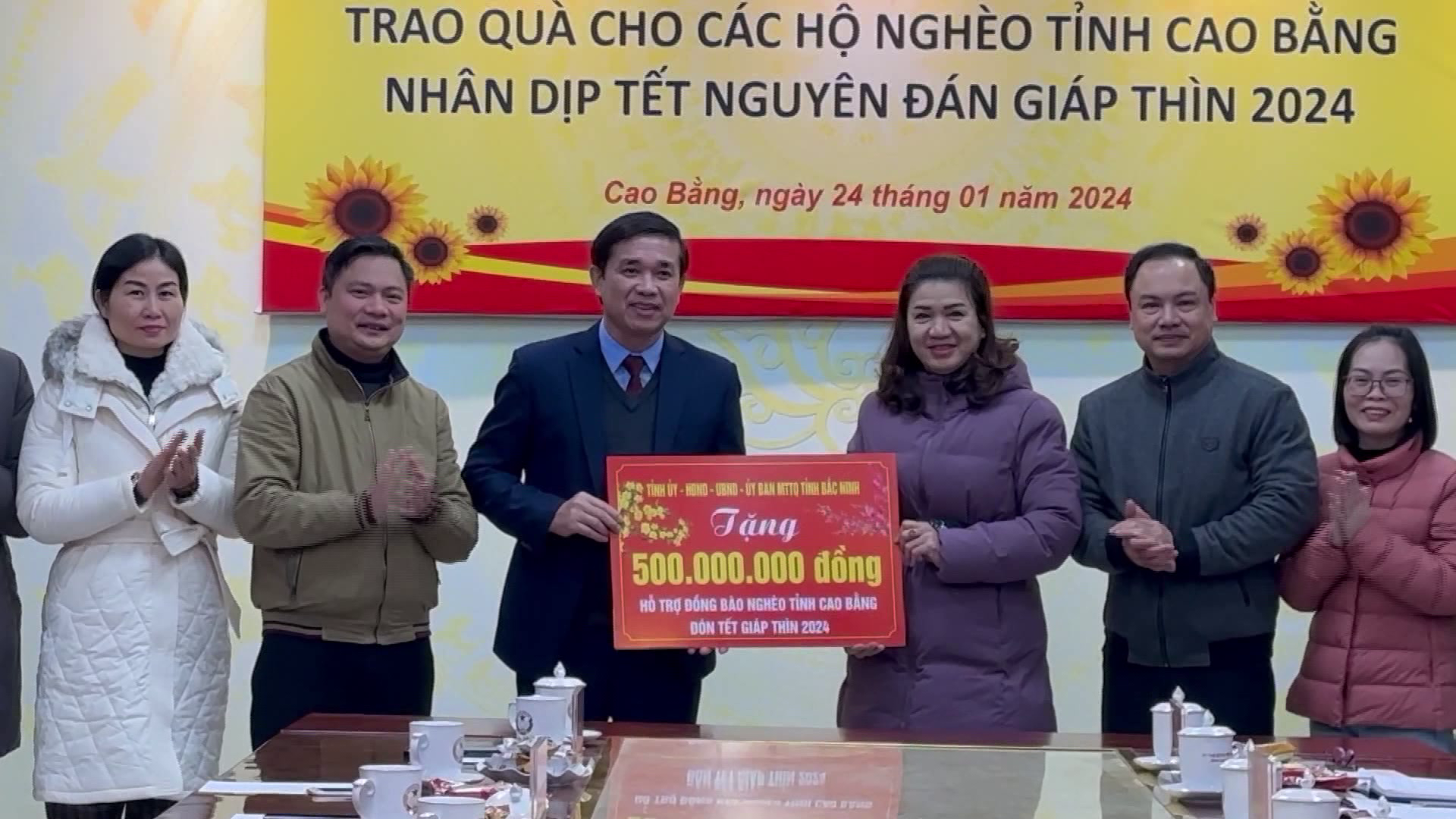 Tang_qua_cao_bang_bac_kan(1)