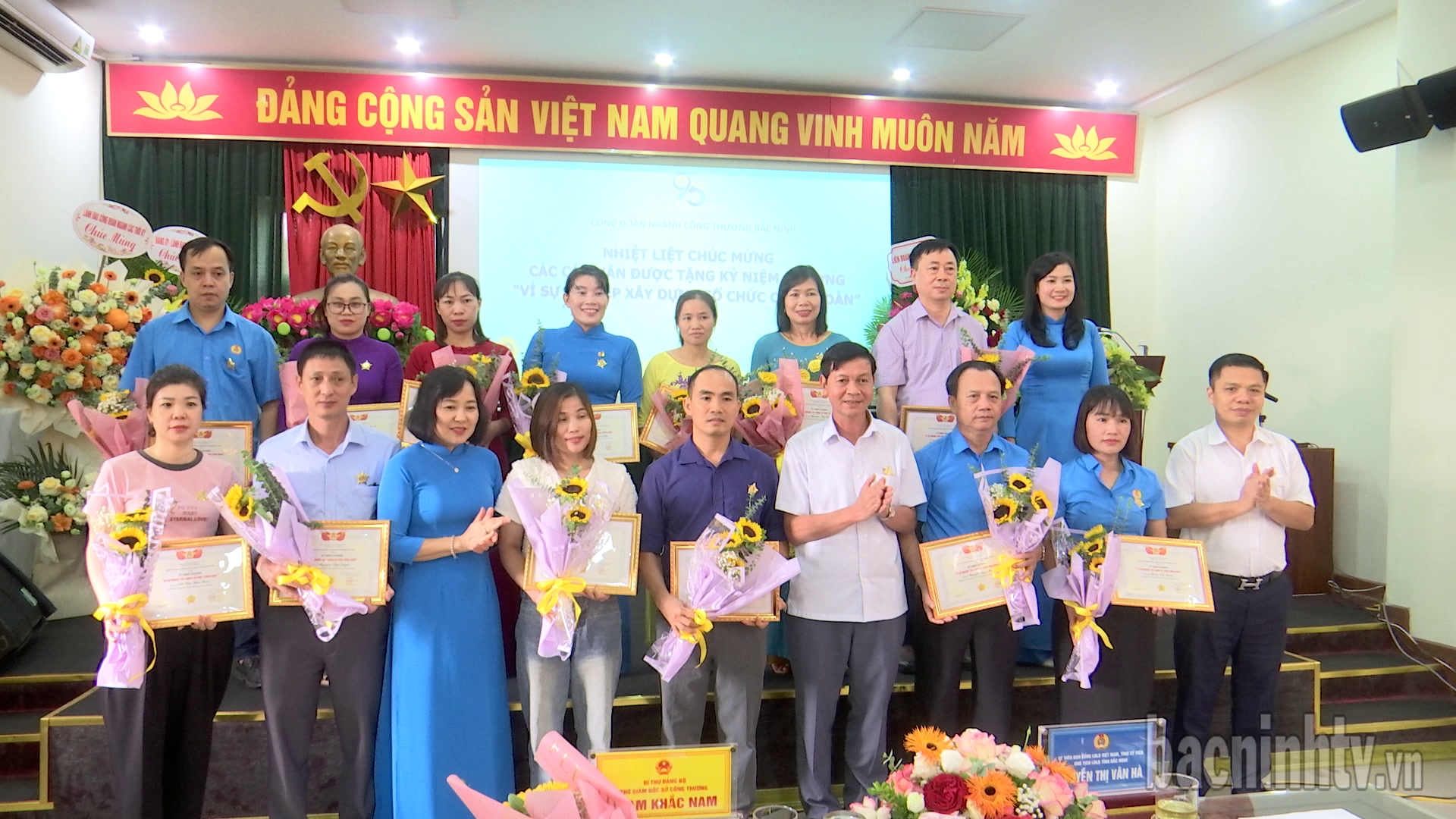 ca_nhan_duoc_bieu_duong_so_ct