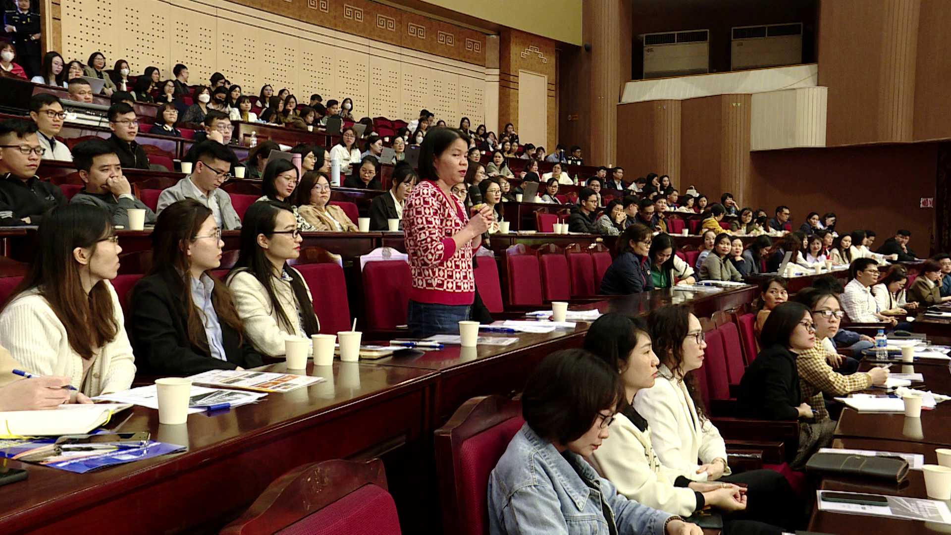 Tin_DOI_THOAI_DOANH_NGHIEP_VE_LINH_VUC_HAI_QUAN(4)