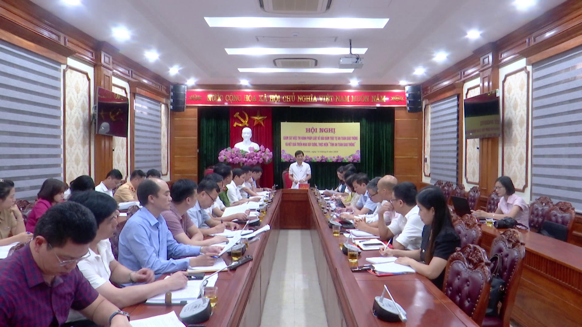 doan_giam_sat_hdnd_lam_viec_tai_tu_son(1)