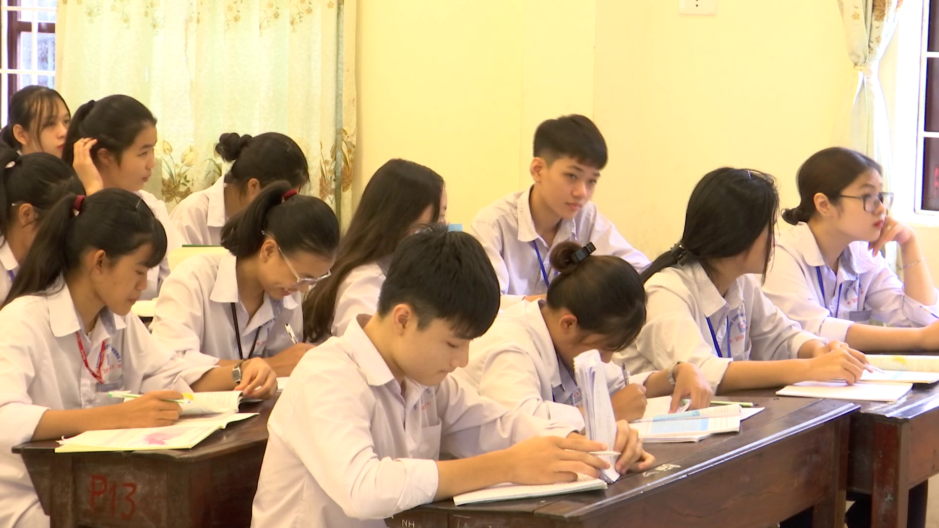 TAP_TRUNG_NGUON_LUC_CHO_KY_THI_TN_THPT(1)