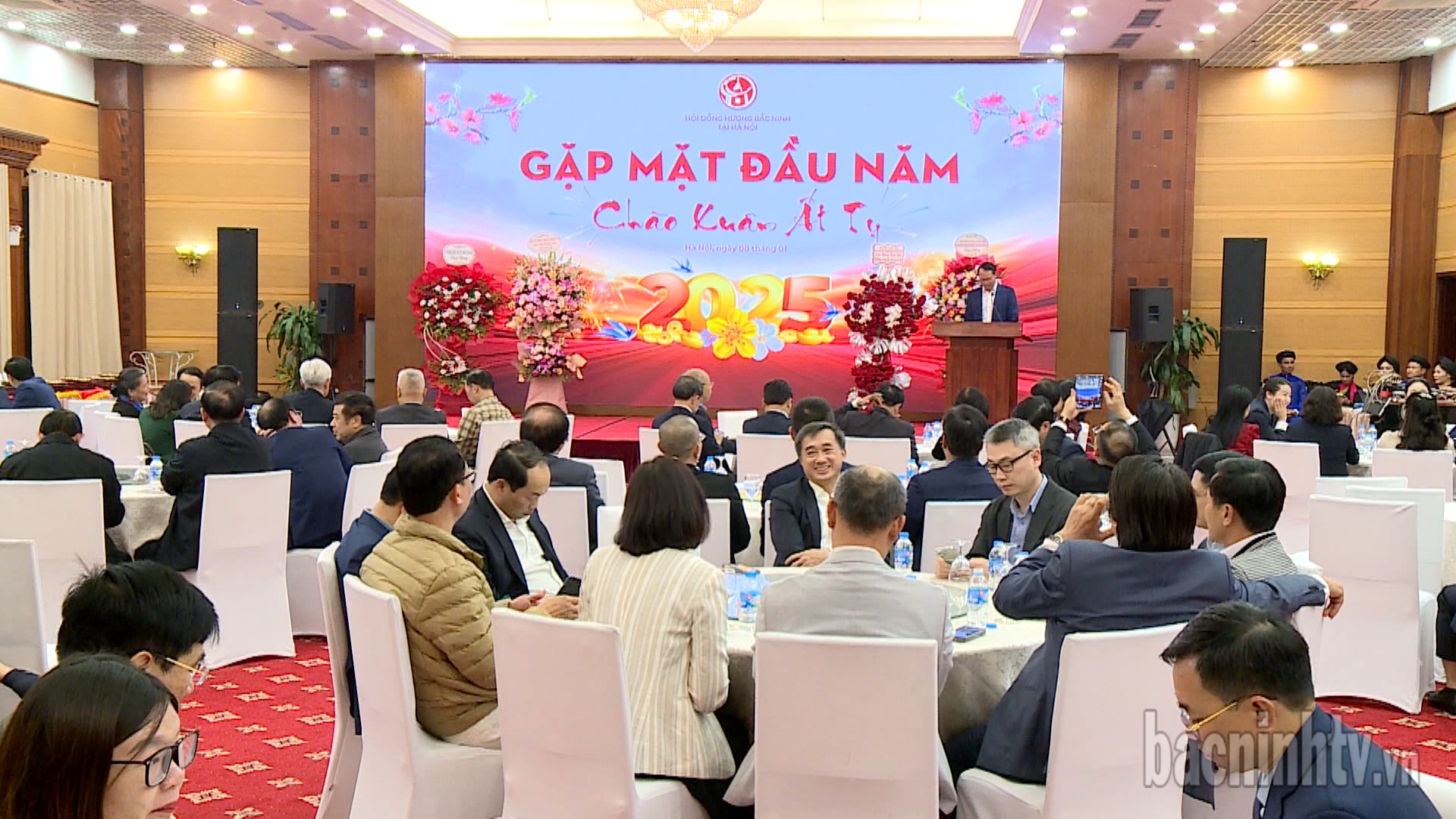 Toan_gap_mat_hoi_dong_huong