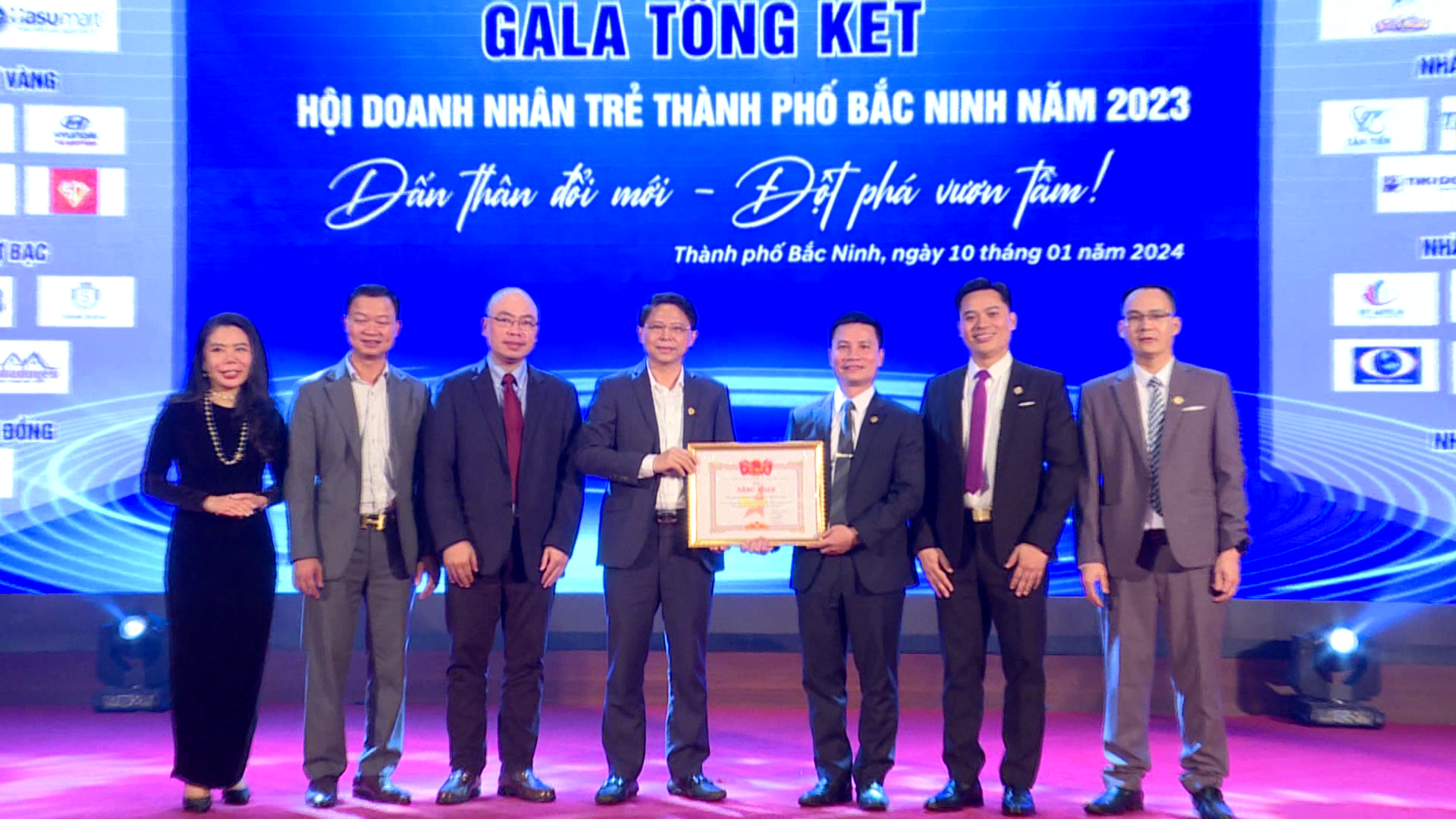 HOI_DONH_NHAN_TR_TPBN_TRIEN_KHAI_NHIEM_VU_2024(4)
