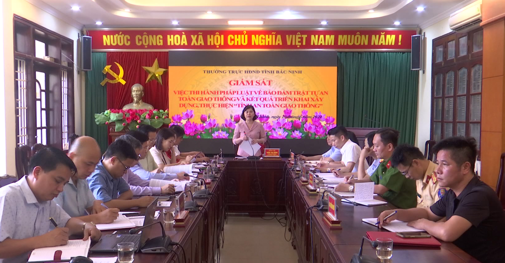 HDND_TINH_GIAM_SAT(1)