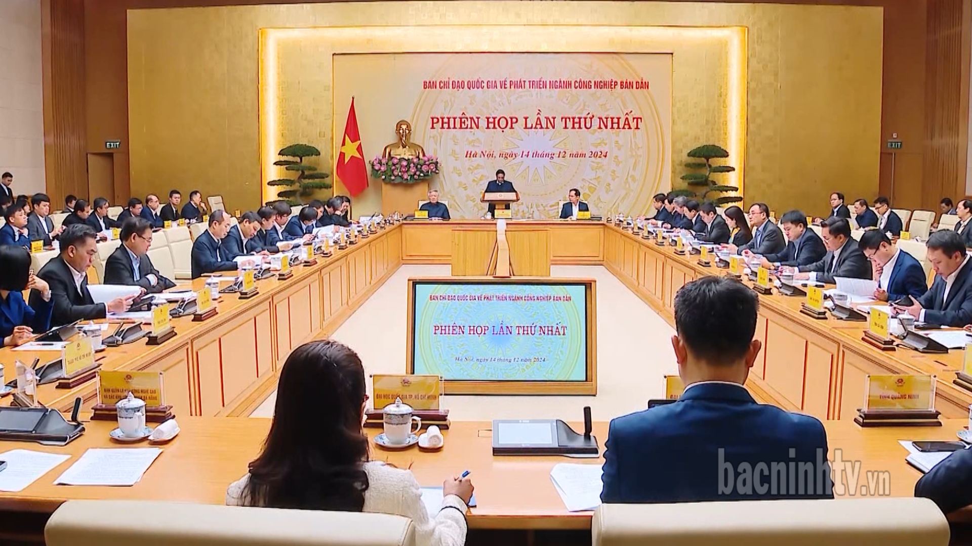 Toan_canh_hop_tt