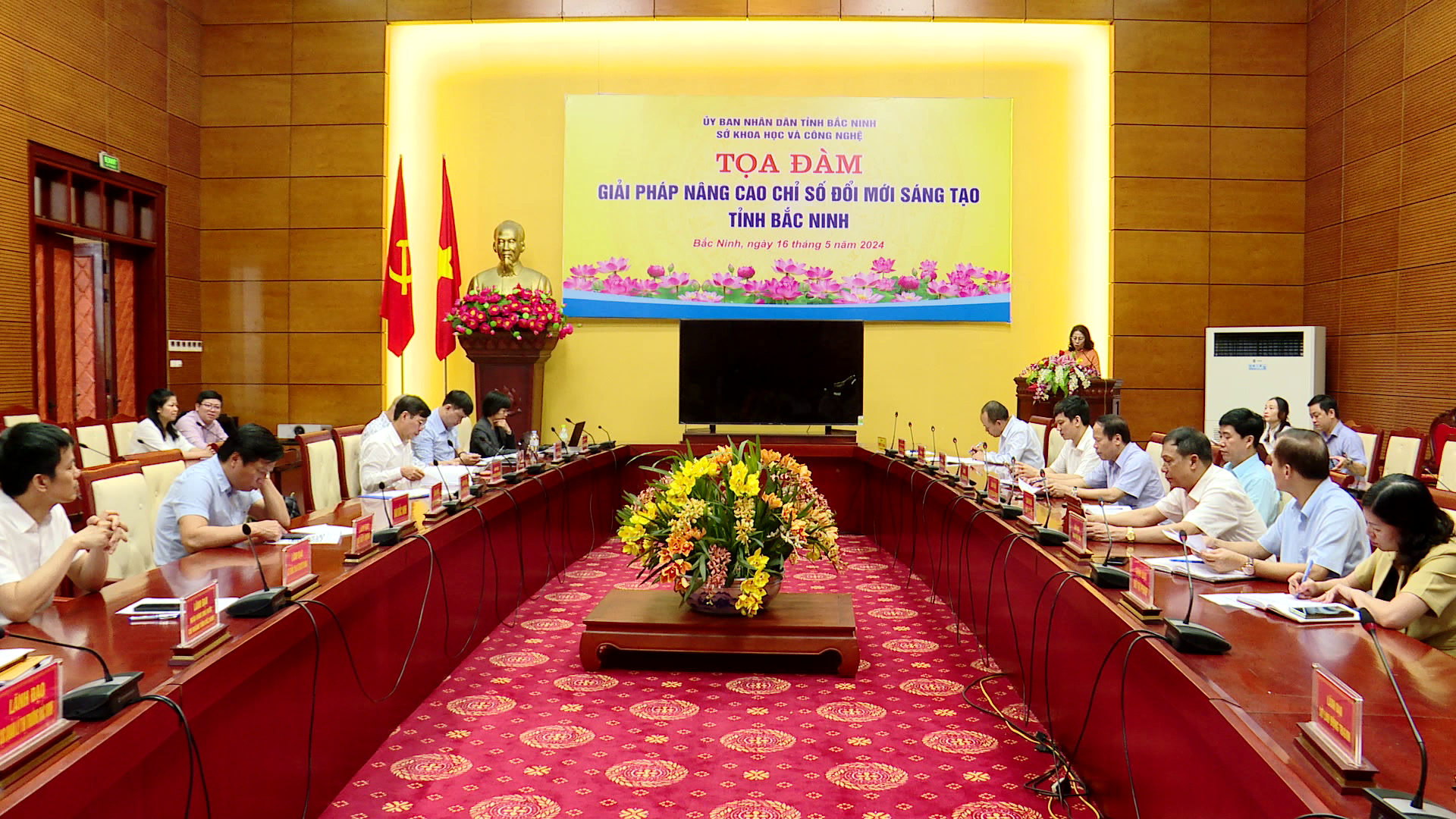 TIN_TOA_DAM_GIAI_PHAP_NANG_CAO_CHI_SO_DOI_MOI_SANG_TAO_TINH_BN(1)