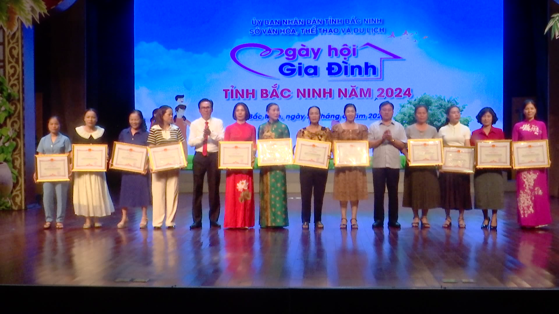 ngay_gia_dinh(1)