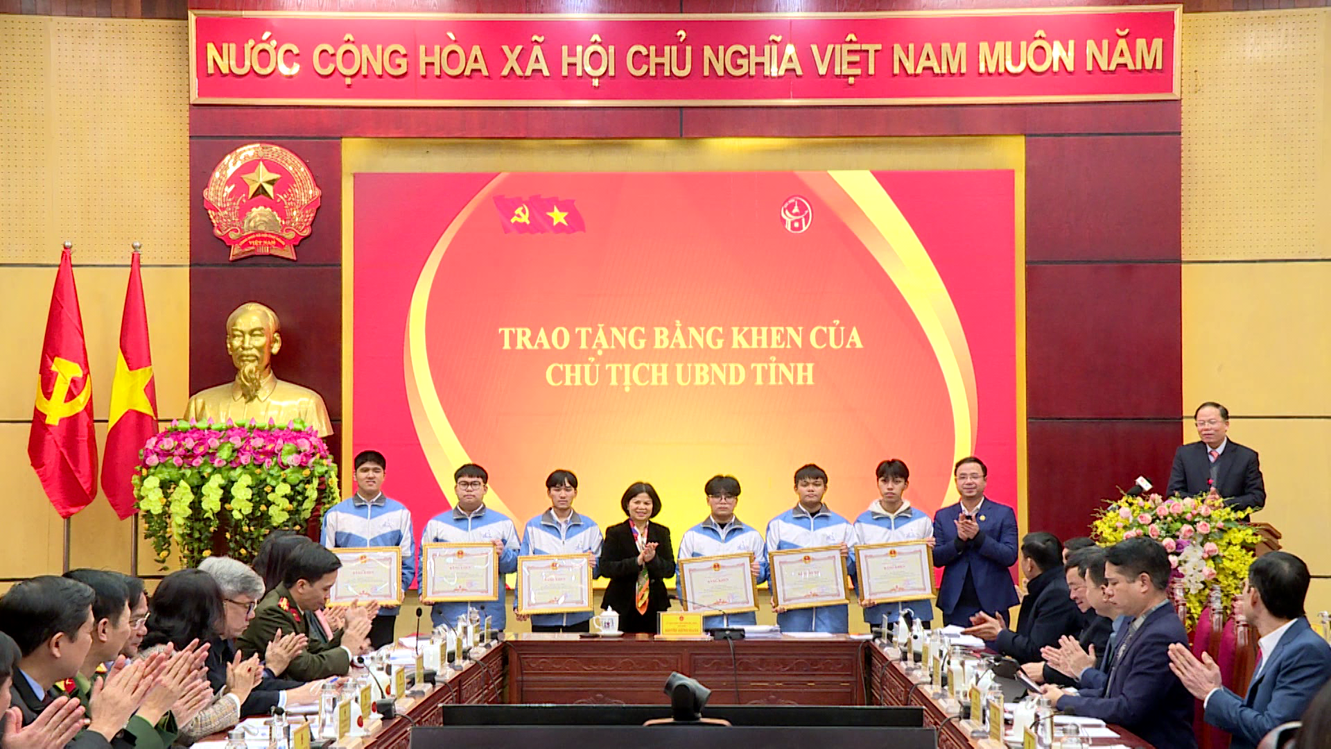 khen_thuong_thuong_ky_thang_2_2024(1).png