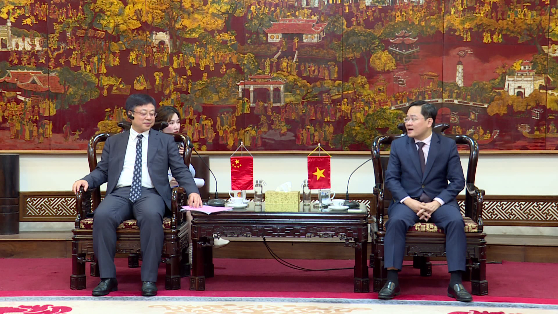 BI_THU_TINH_UY_TIEP_DOAN_CONG_TAC_THANH_PHO_DUY_PHUONG_T_SON_DONG_TQ(2).png