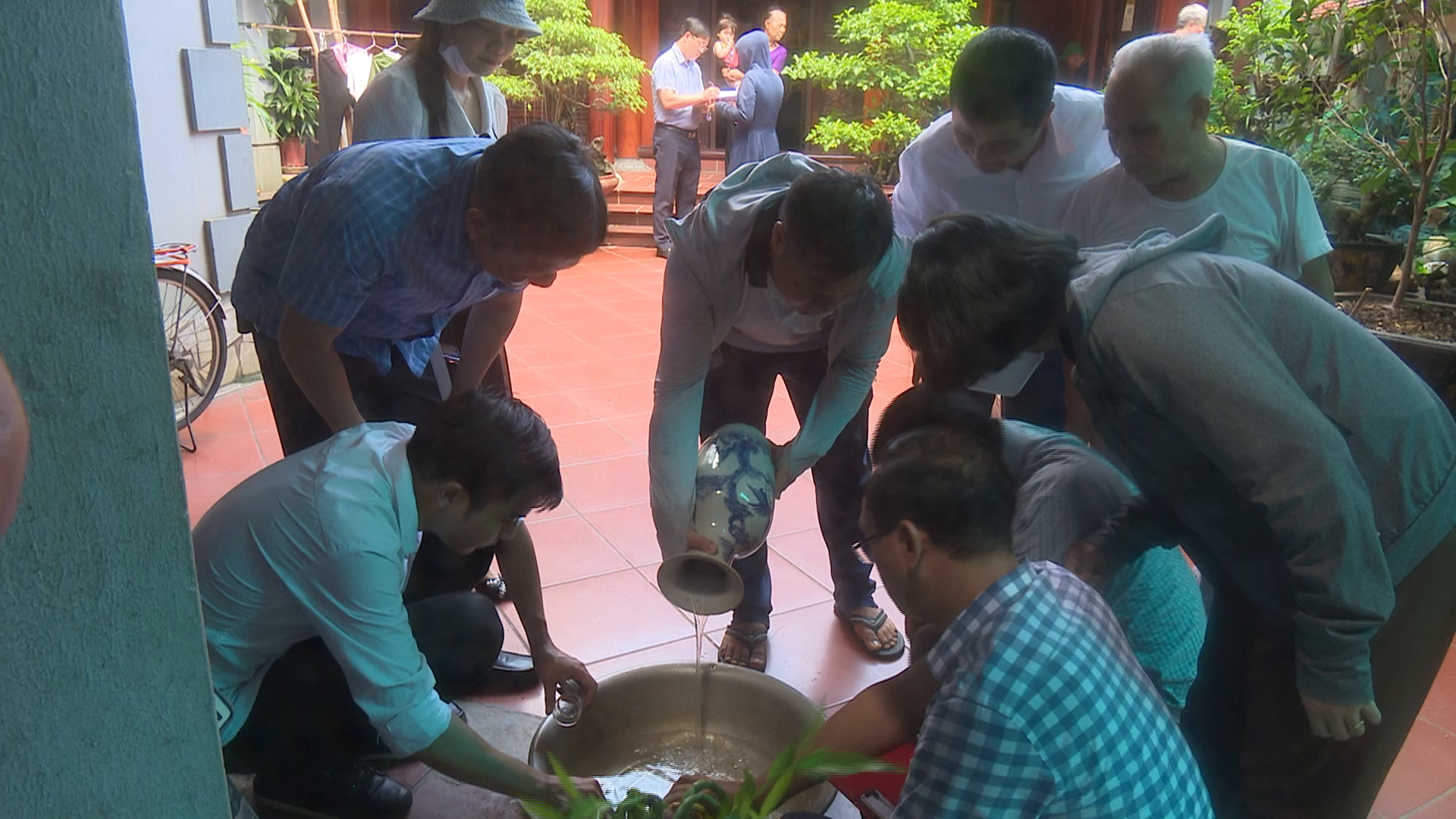 them_2_o_dich_sot_xuat_huyet(1).png