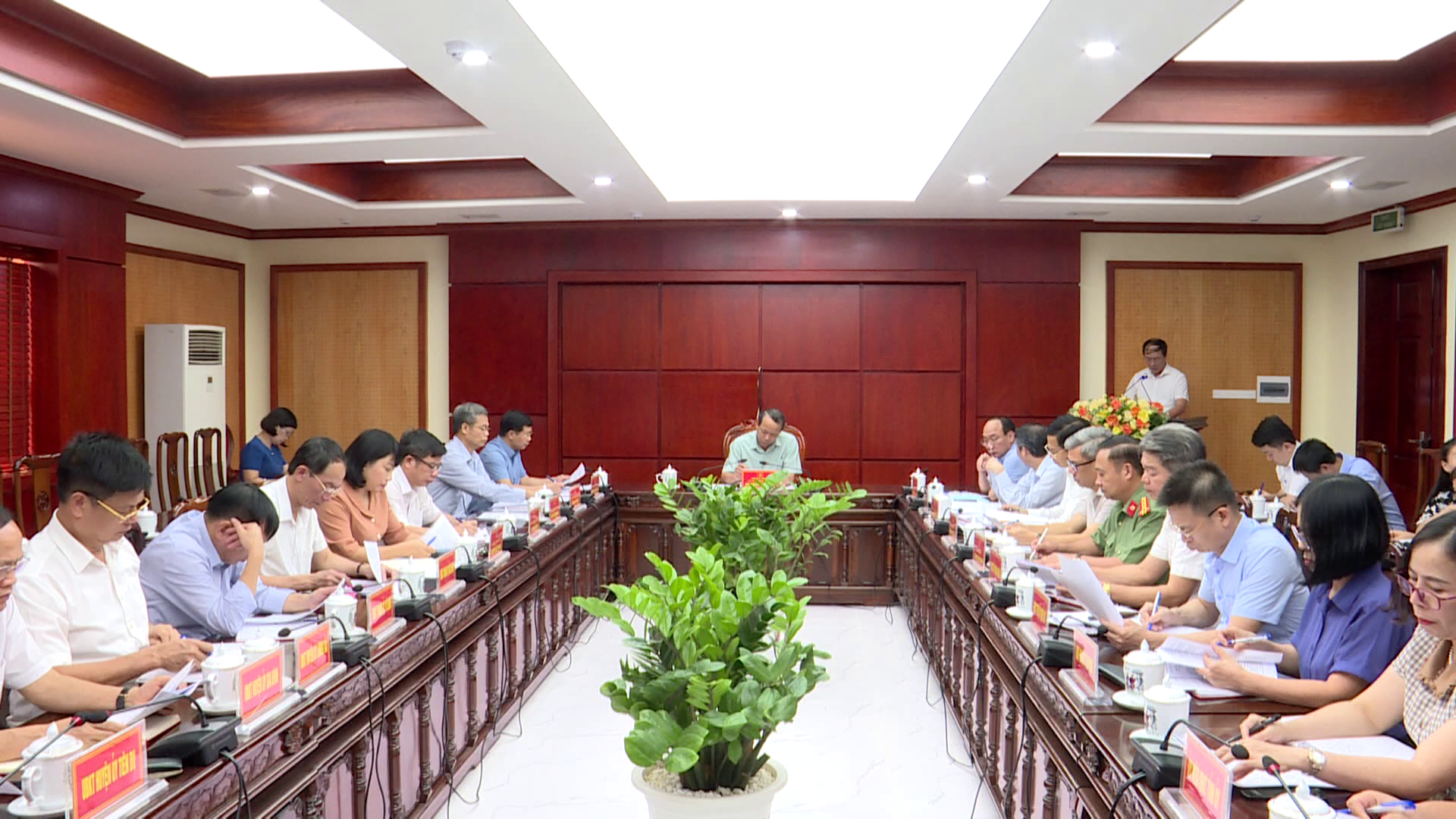 THUONG_TRUC_TINH_UY_LAM_VIEC_VOI_UBKT_TINH_UY(1)